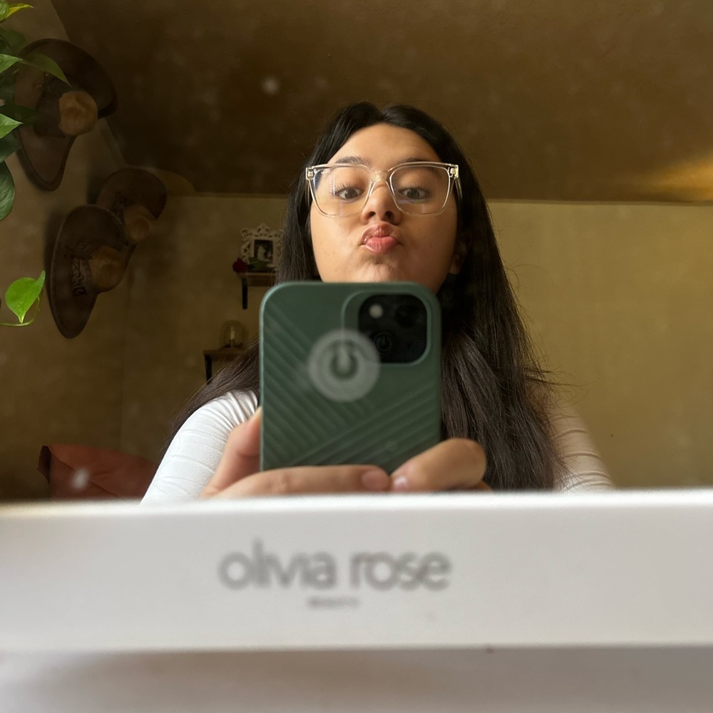 Meet your Posher, Jocelyn